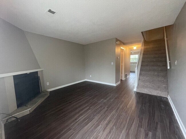 Building Photo - 2507 W 27th Street C