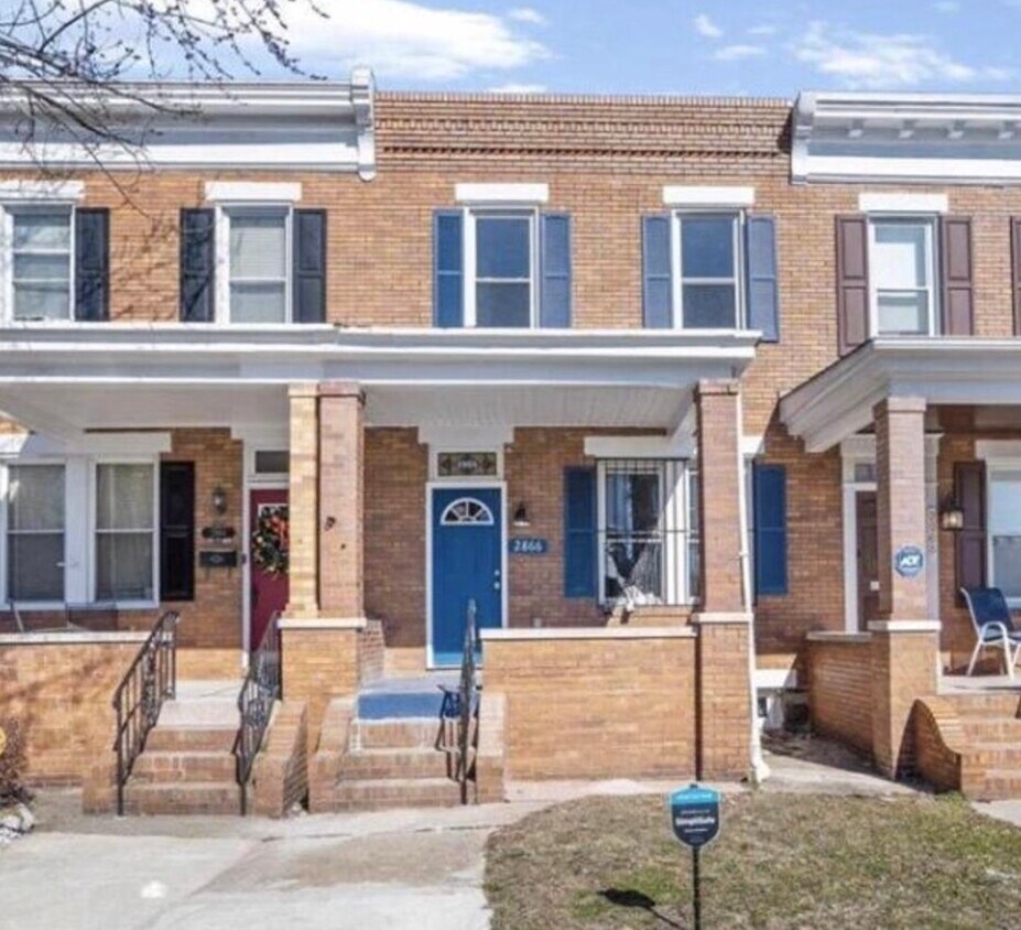 Primary Photo - 2866 Lake Ave