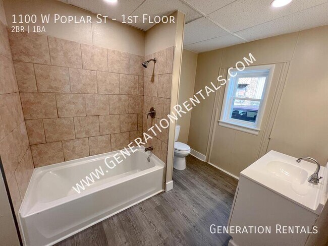 Foto del edificio - 1100 W Poplar St