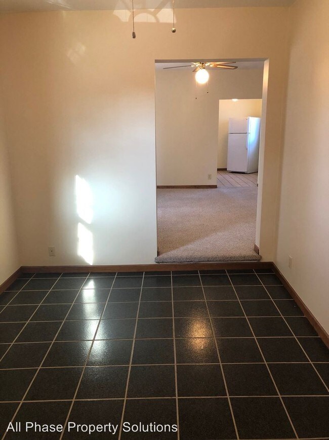 Foto del edificio - 2 br, 1 bath Apartment - 2067 Oak St.