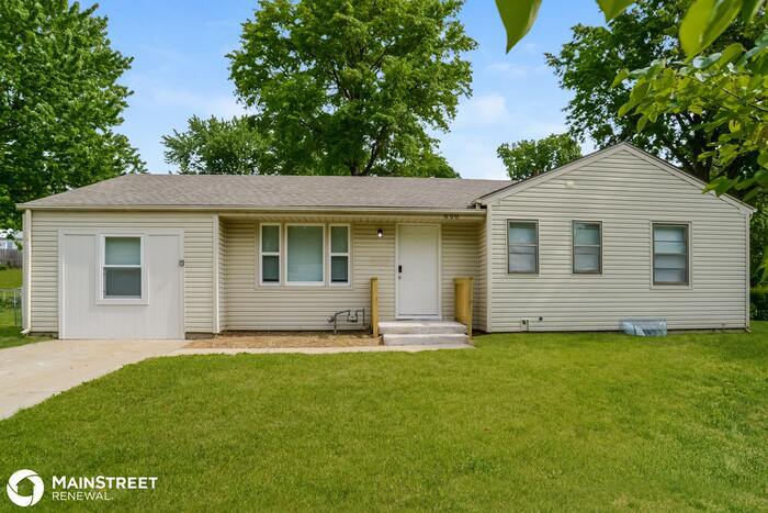 Primary Photo - 600 W 28th St N, INDEPENDENCE, MO 64050