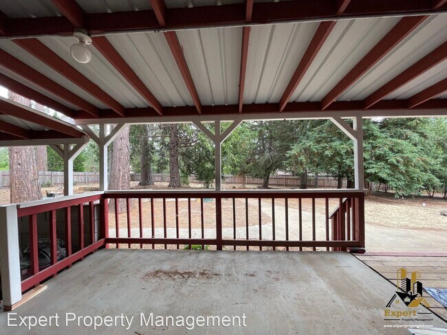 Building Photo - 3 br, 3 bath House - 6035 Happy Pines Dr