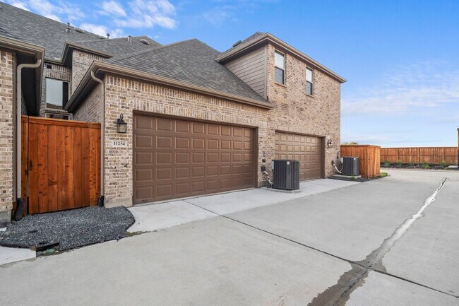 Foto del edificio - 11254 Buchanan Cvs Ln