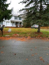 Building Photo - 114 Clarette Rd