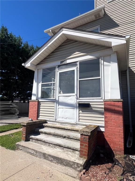 Building Photo - 2143 Elmwood Ave