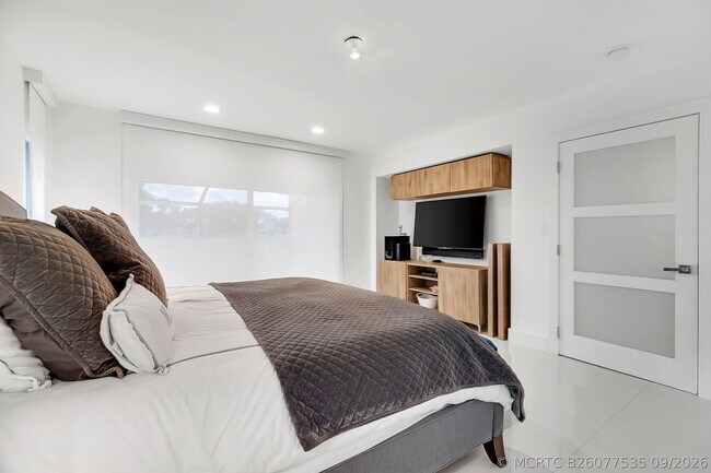 Foto del edificio - 3759 Oaks Clubhouse Dr