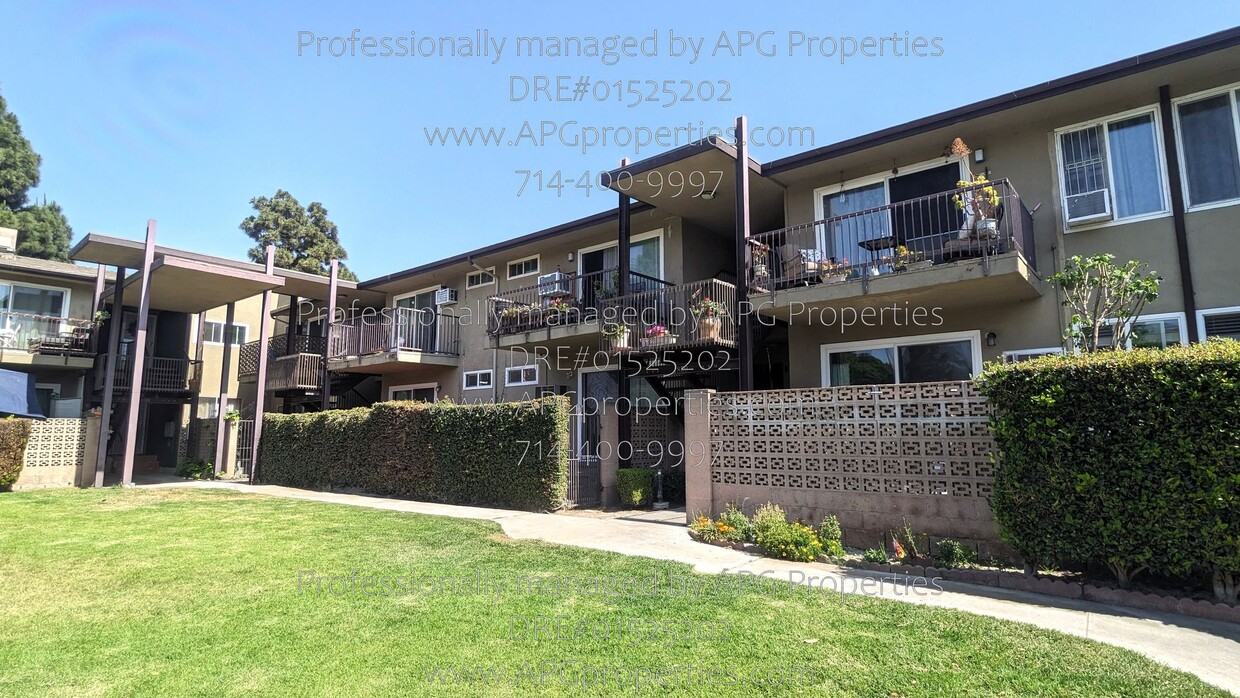 Foto principal - 1850 W Greenleaf Ave