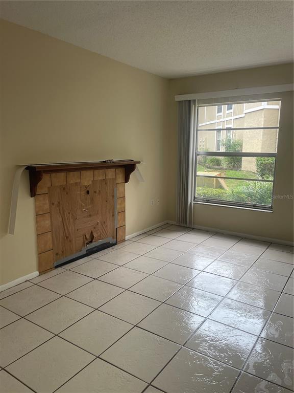 Foto del edificio - 14319 Hanging Moss Cir