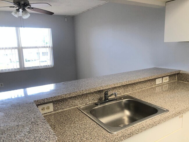 Building Photo - 135 NE 202nd Terrace