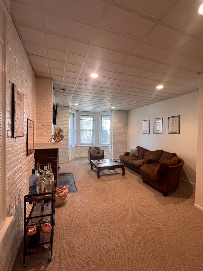 Foto del edificio - 627 S Negley Ave