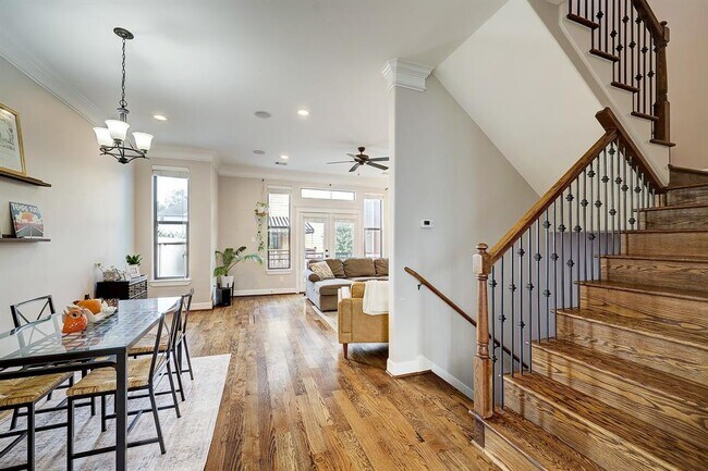 Foto del edificio - 618 W 27th St