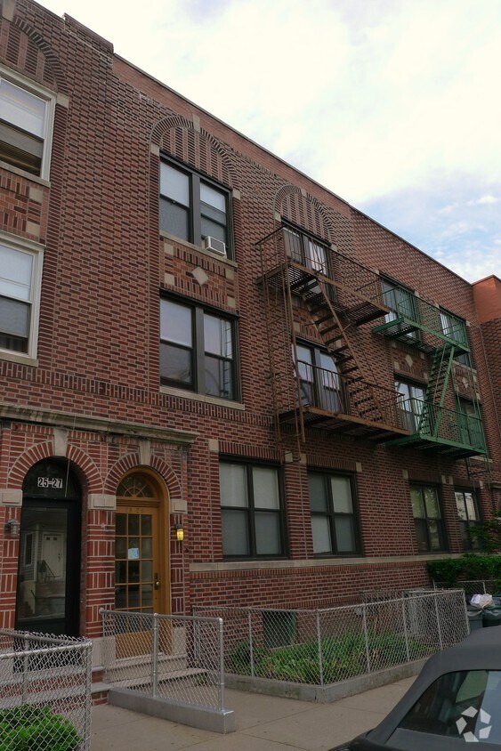 Building Photo - 25-29 36th St