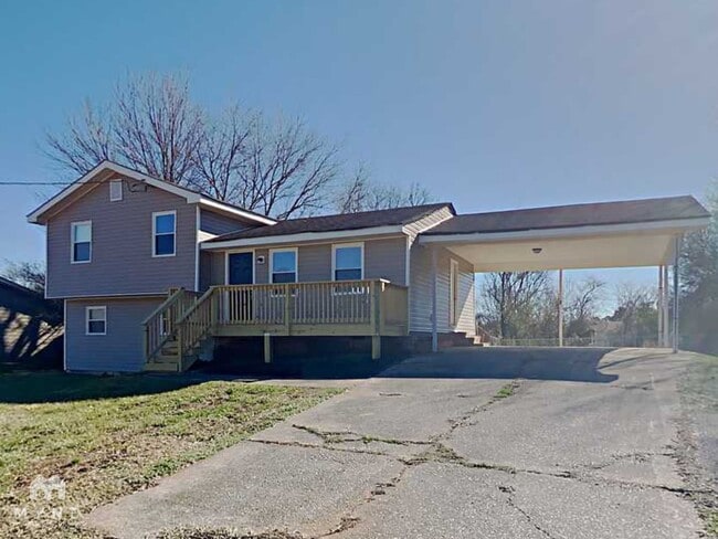 Building Photo - 33 Brownsville Ct