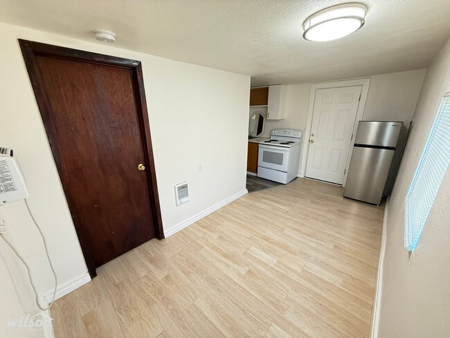 Building Photo - 1531 McKinley Ave