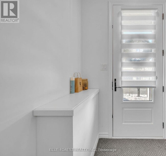 Building Photo - 2545 Meadowlands Way