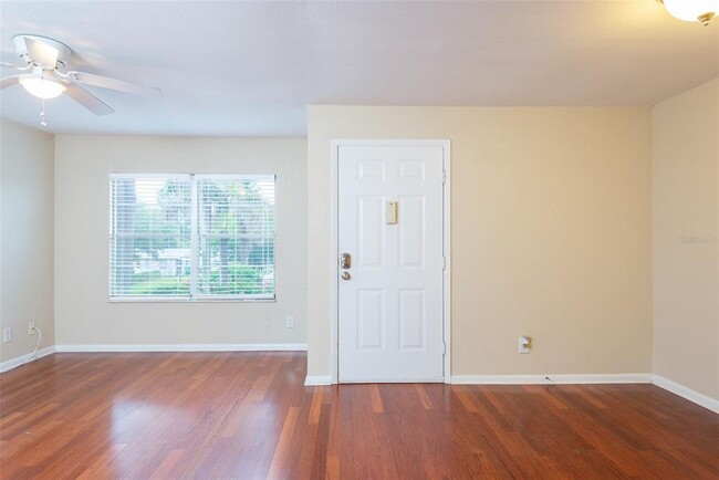 Building Photo - 5440 S MacDill Ave