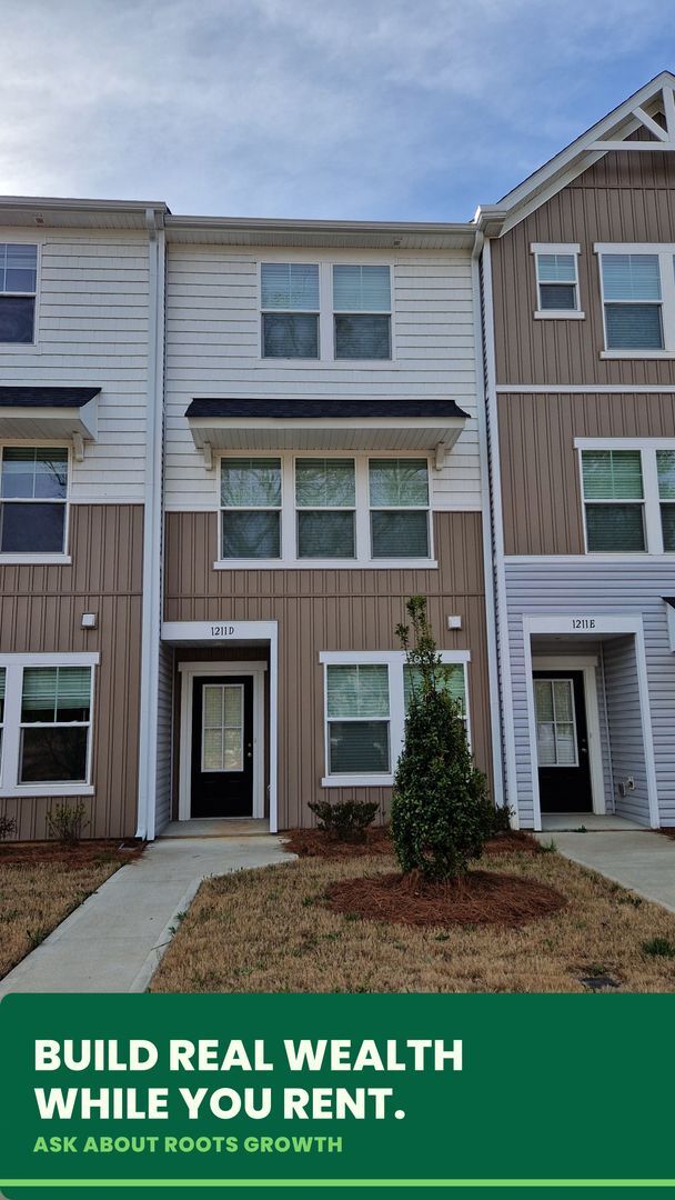 Building Photo - 1211 Briarhill Rd