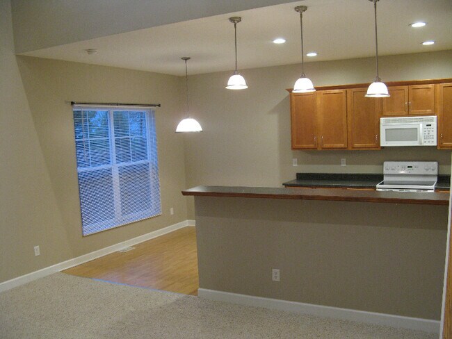 Building Photo - 347 Sheraton Dr NW