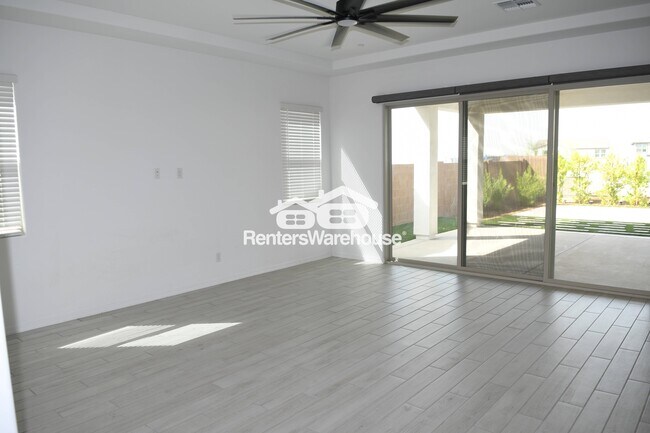 Building Photo - 2700 N 216th Ave