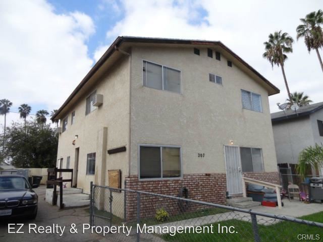 Building Photo - 207 S Harvard St