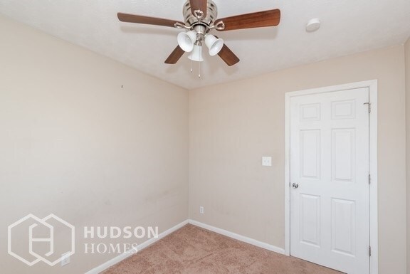 Foto del edificio - NOW AVAILABLE! - 604 NOTRE DAME AVENUE, YO...