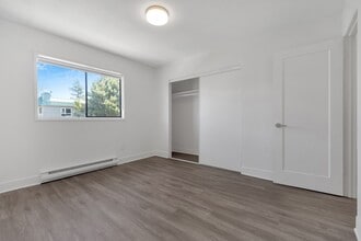 Building Photo - 2533 Dowler Place