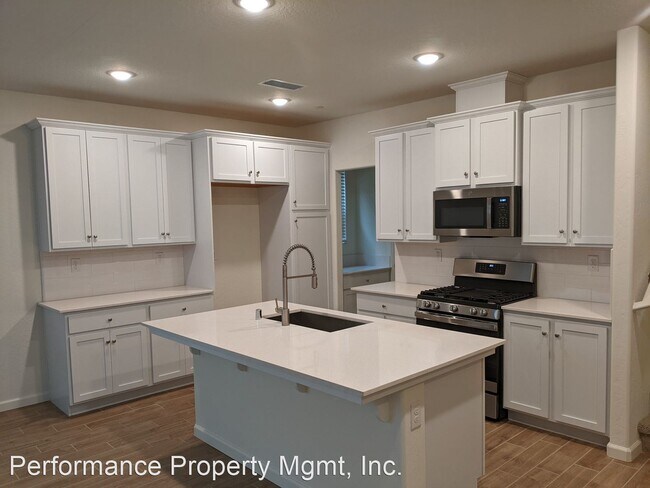 Building Photo - 3 br, 2 bath House - 6433 E. Malbec Drive