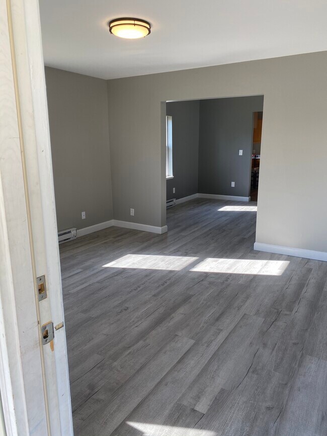 Foto del edificio - 214 Huss St