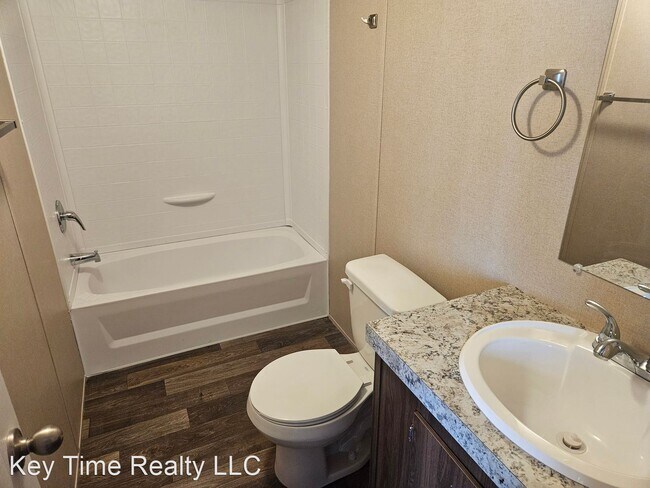 Building Photo - 2 br, 1 bath House - 2058 Gregg Cove