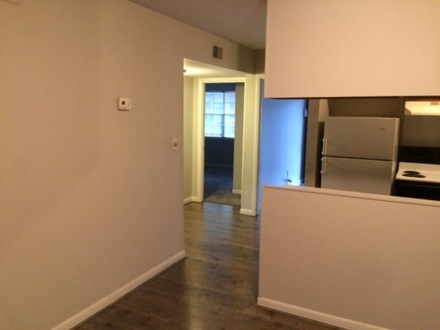 Building Photo - 1415 Christine Ave