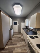 Building Photo - 417 Taylor Ave