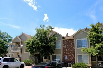 Building Photo - 1225 W Prospect Rd