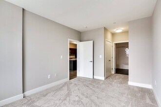 ICON Residences at The Rotunda - 8