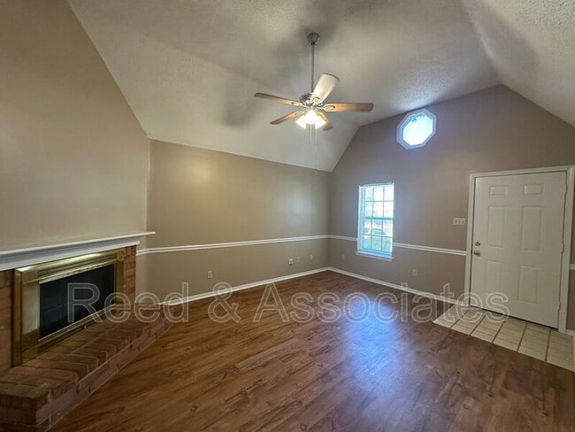 Photo - 1522 Beaver Trail Dr House