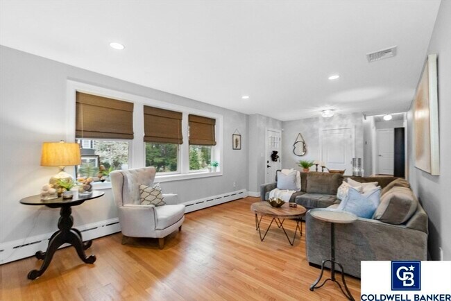 Foto del edificio - 6 Risley Rd