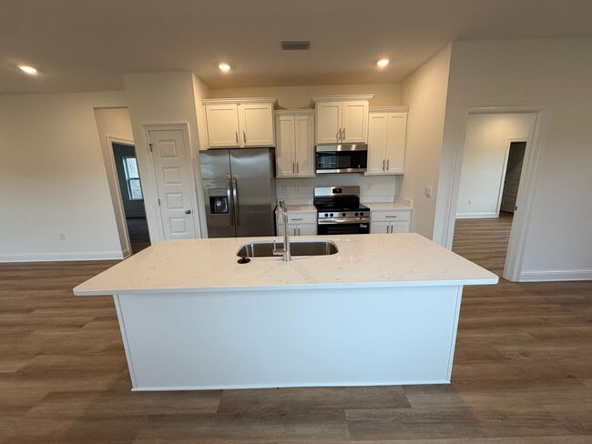 Foto del edificio - Brand New Construction in Elberta!