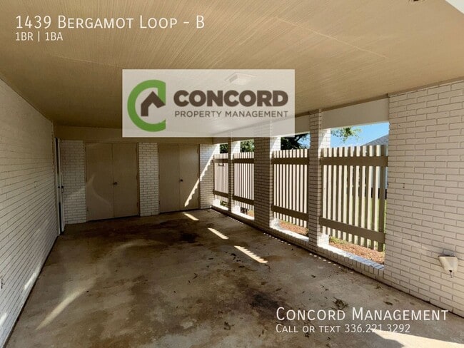Building Photo - 1439 Bergamot Loop