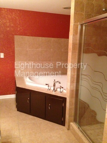 Building Photo - 108 Maycroft Ct