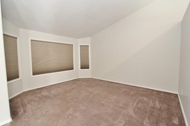 Building Photo - 2722 N Snow Goose Way