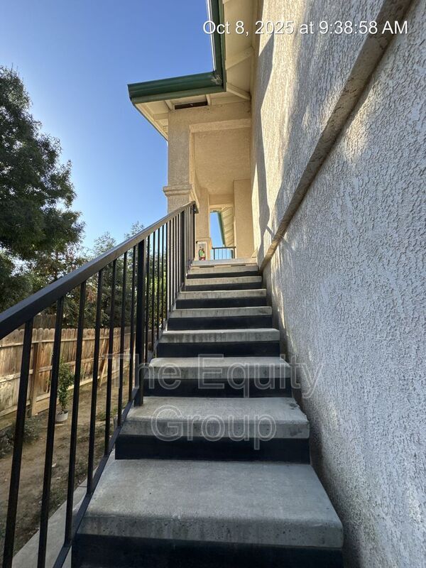 Building Photo - 2846 N Zachary St