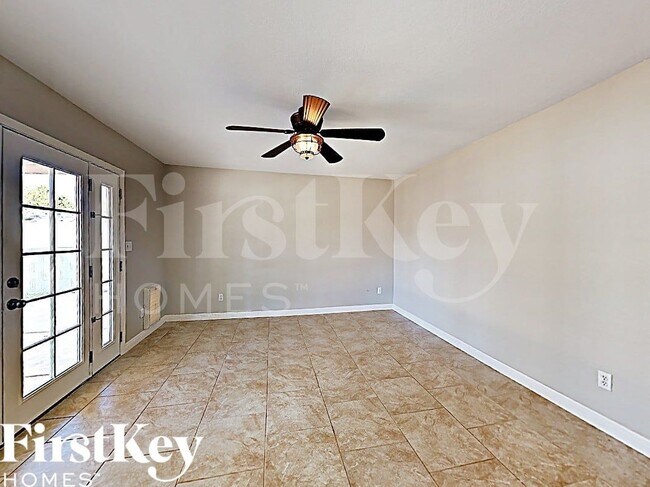 Foto del edificio - 5314 W Altadena Ave