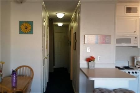 Building Photo - 6102 Seawall Blvd