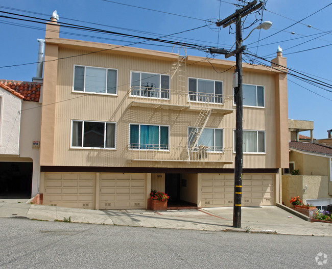 Building Photo - 616 Moraga St