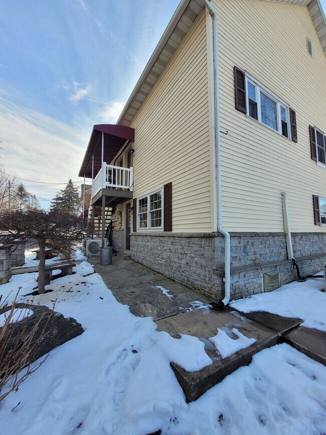 Foto del edificio - Leola 1st floor 1 bedroom