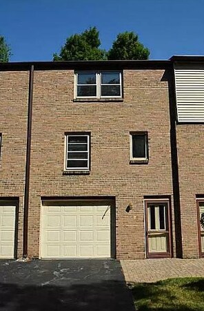 Exterior - 72 Woodridge Trl