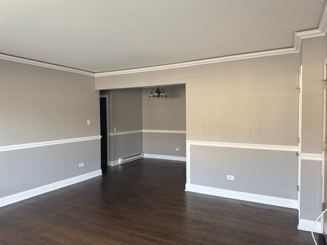 Building Photo - 5041 N East River Rd