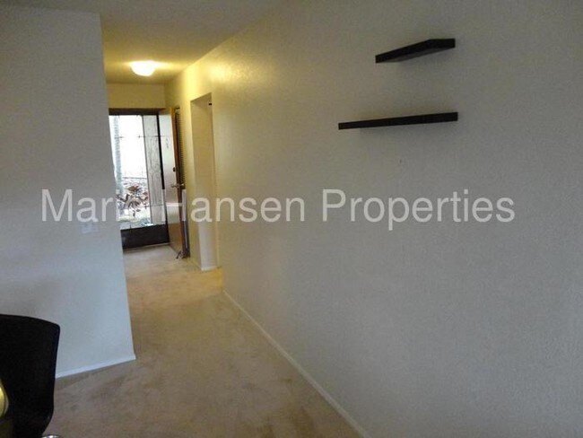 Building Photo - Waiau Garden Villa