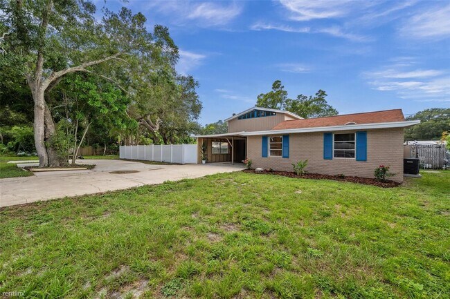 Foto del edificio - 4 br, 2 bath House - 6474 29Th Street N