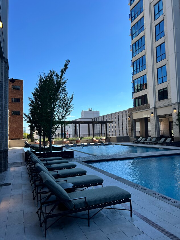 Foto del edificio - 930 Commerce St