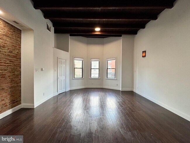 Foto del edificio - 3163 Richmond St
